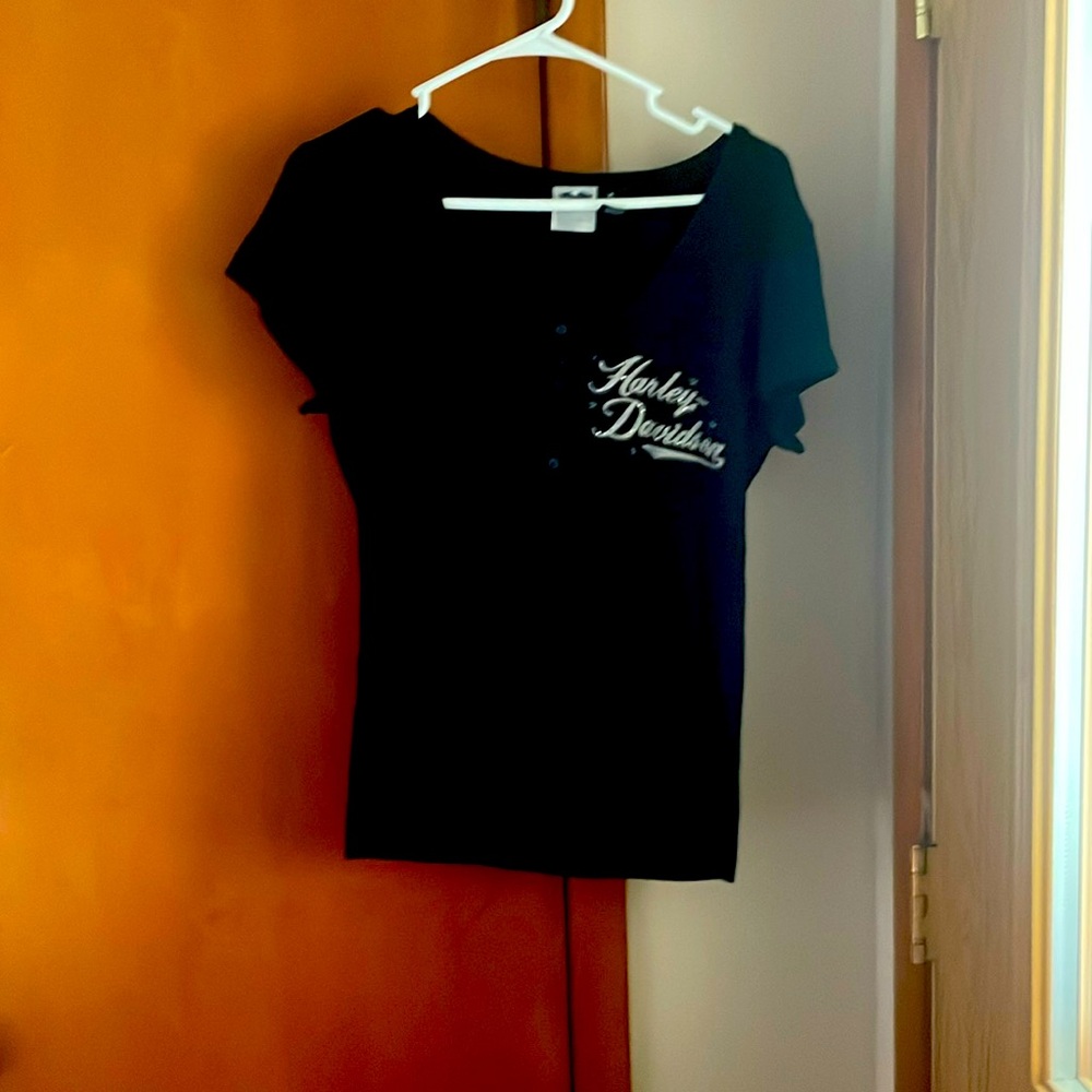 Women’s Harley Davidson shirt size extra large